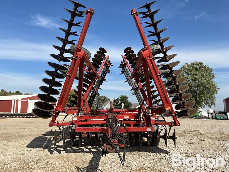 case-ih-3950-image-2