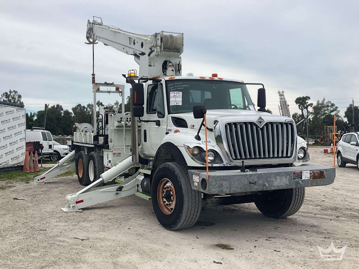 2011-international-workstar-7400-image-2