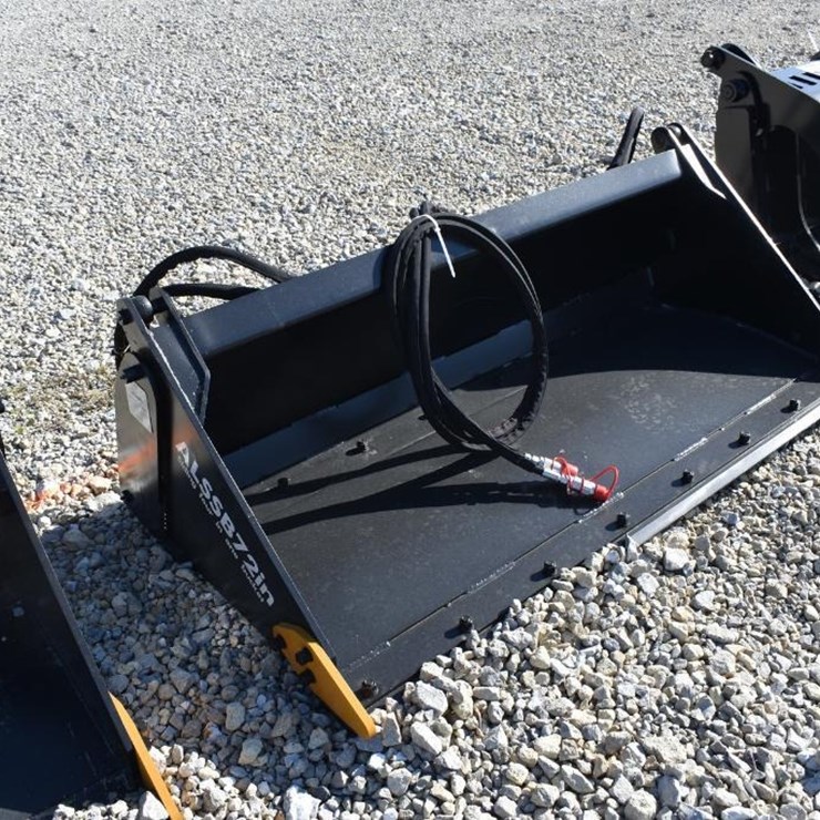 LYALS 4-IN-1 BUCKET ATTACHMENT 49761