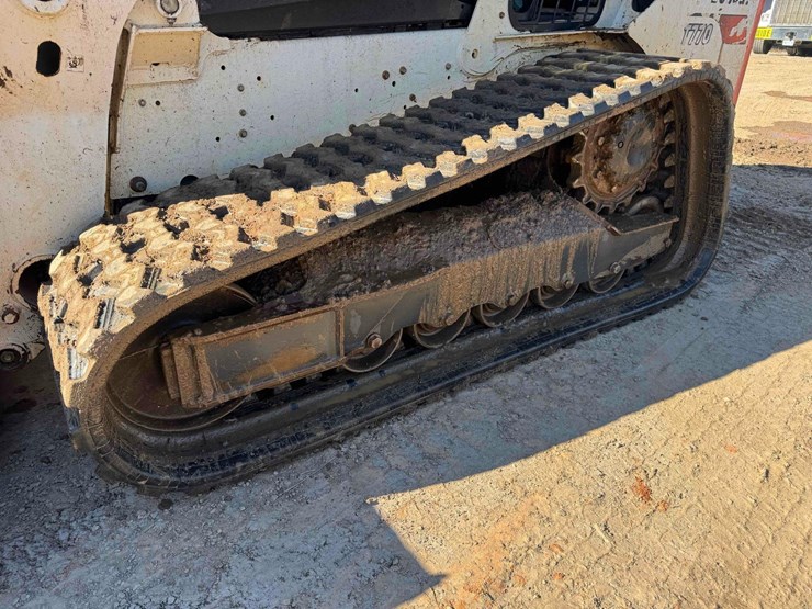2018-bobcat-t770-image-13