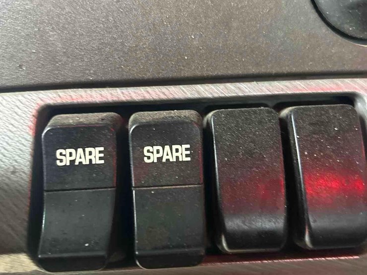 2018-kenworth-t880-image-61
