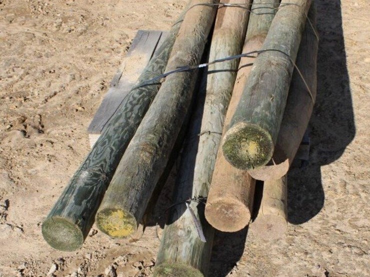 (8)-wooden-posts-image-7