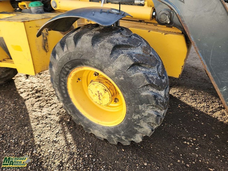 2014-deere-310sk-image-24