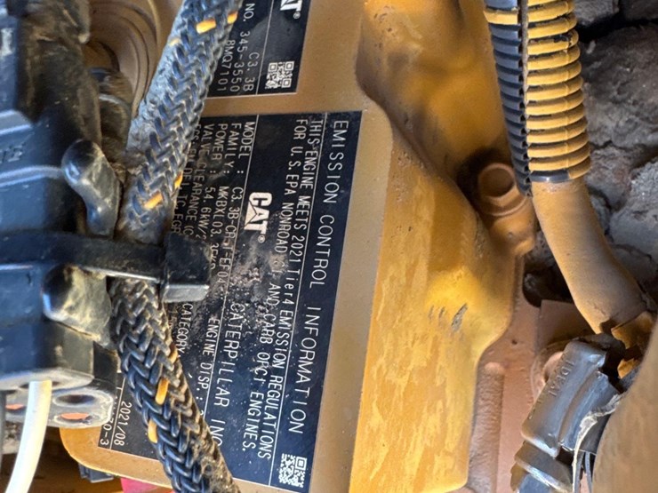 2022-caterpillar-259d3-image-19