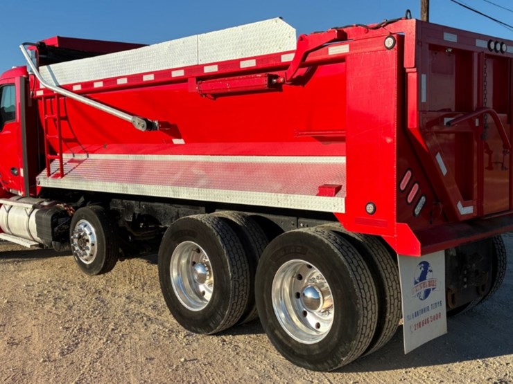 2021-kenworth-t880-image-4