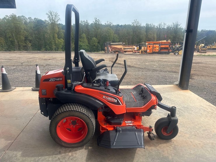 kubota-zd1211-image-3