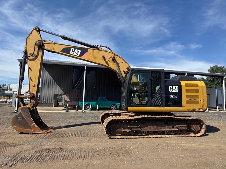 2013-caterpillar-320el-image-2