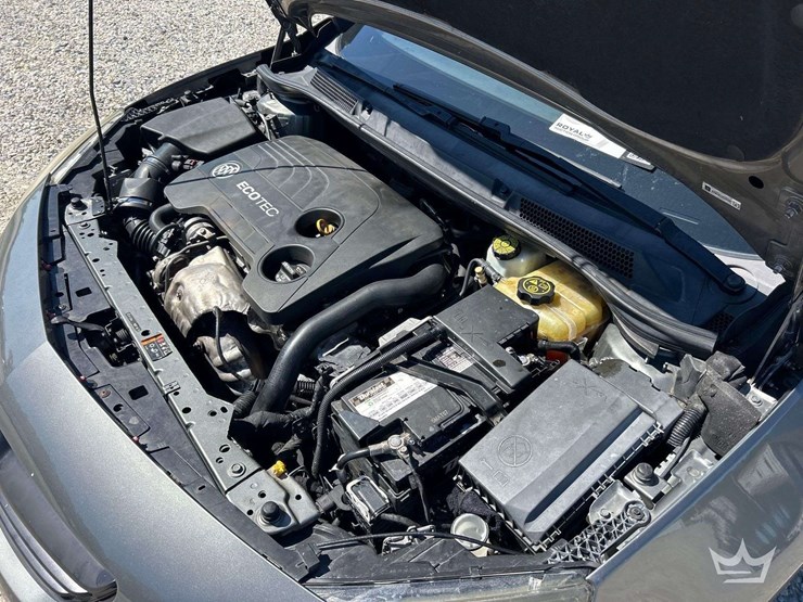 2018-buick-cascada-sedan-image-8