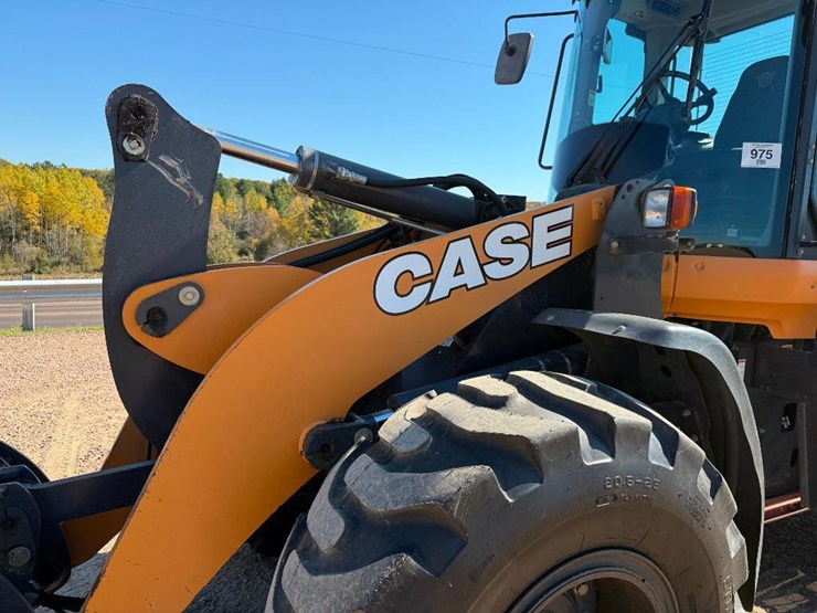 2018-case-621g-image-31