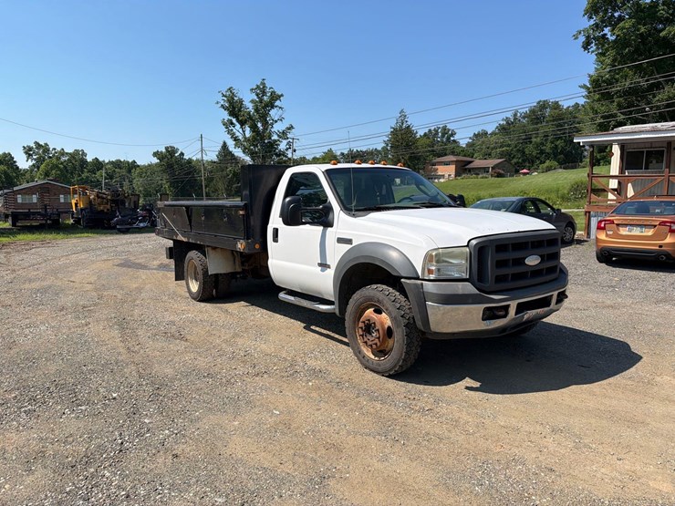 2005-ford-f550-image-7