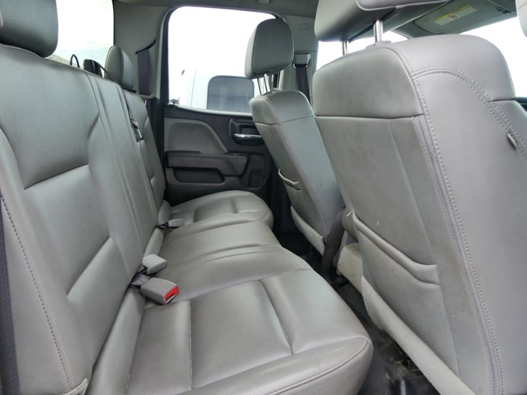 2017-chevrolet-2500hd-image-7
