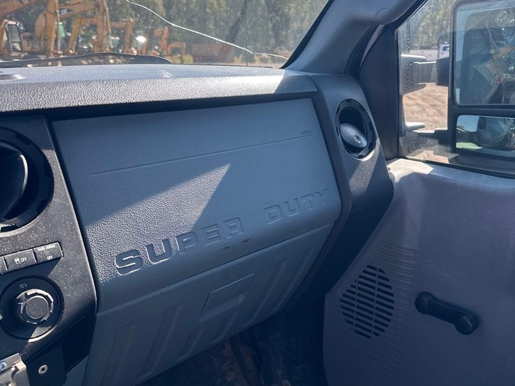 2015-ford-f250-image-27