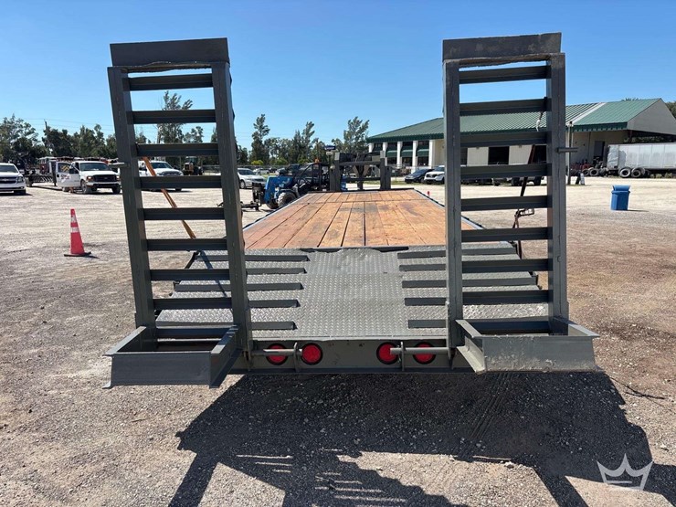 1996-ande-30ft.-gooseneck-tri-axle-flatbed-trailer-image-21