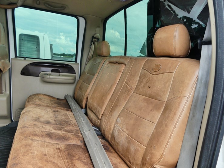 2005-ford-f250-king-ranch-image-11