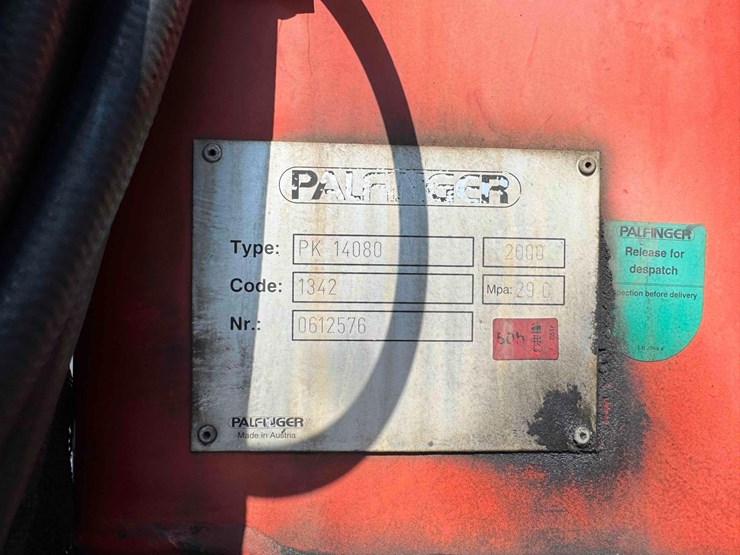 2001-kenworth-t300-image-11