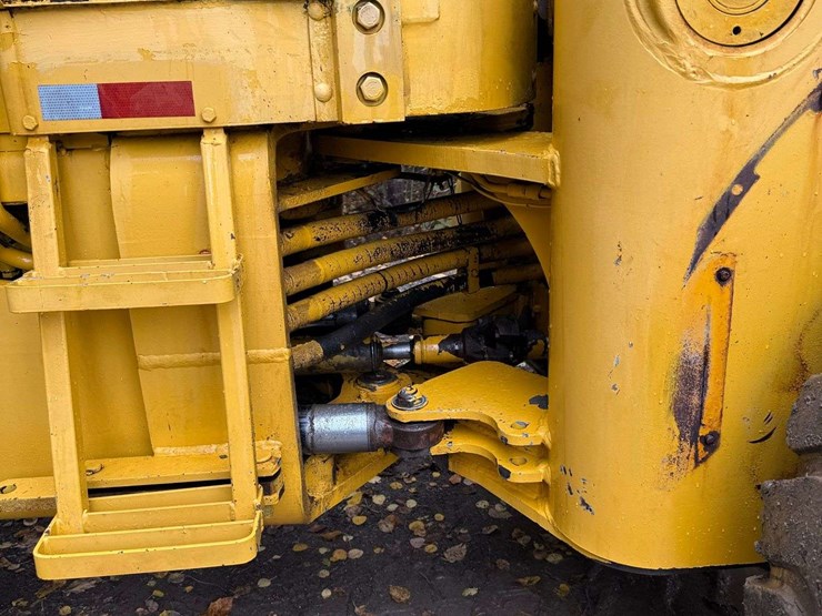 1974-john-deere-644-image-6