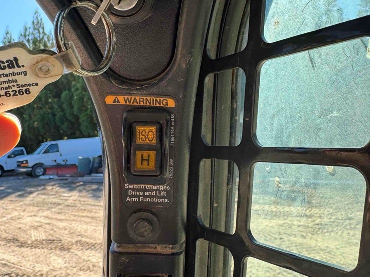 2018-bobcat-t770-image-22