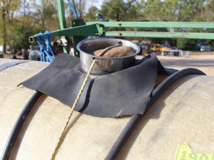 john-deere-200-image-16