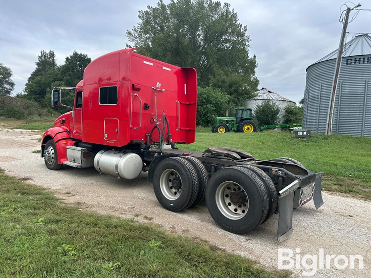 2012-peterbilt-386-image-7