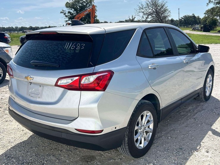 2020-chevrolet-equinox-image-3