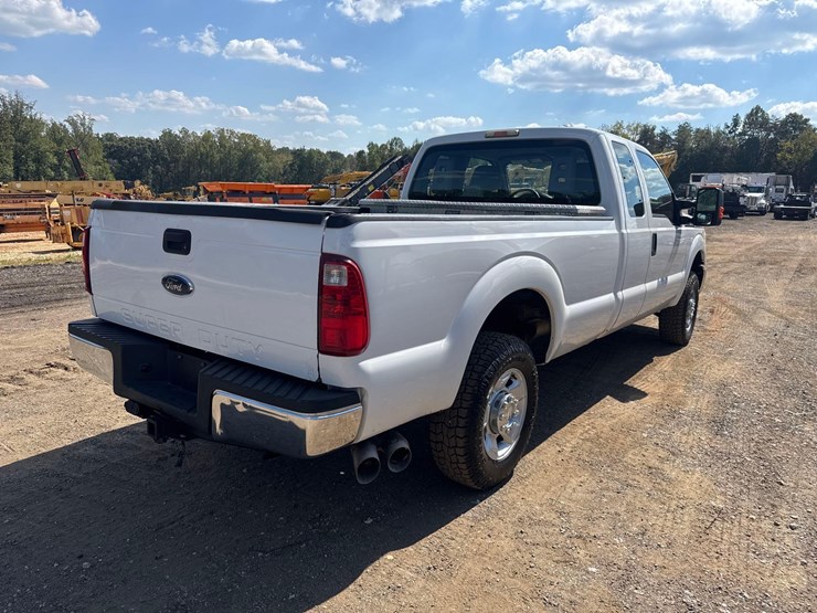 2012-ford-f250-xl-image-5