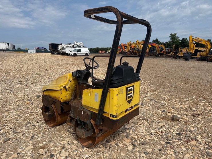 2003-wacker-neuson-rd11a-image-3