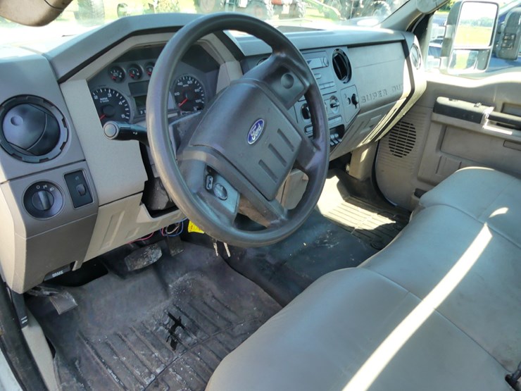 2008-ford-f350-xl-image-11