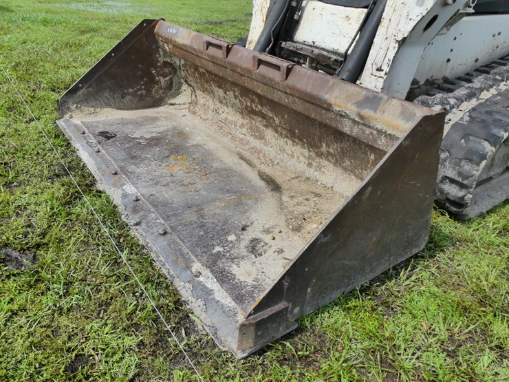 2016-bobcat-t750-image-11