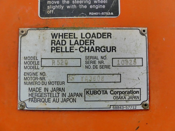 2006-kubota-r520-image-14