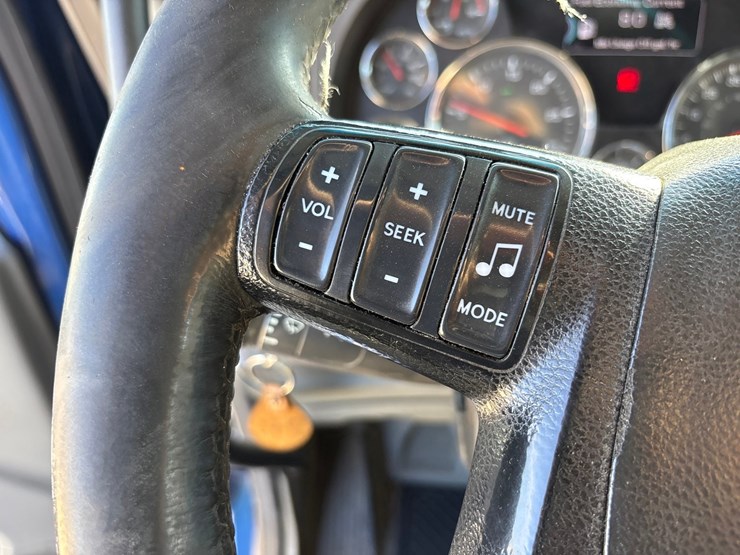 2018-kenworth-t680-image-83