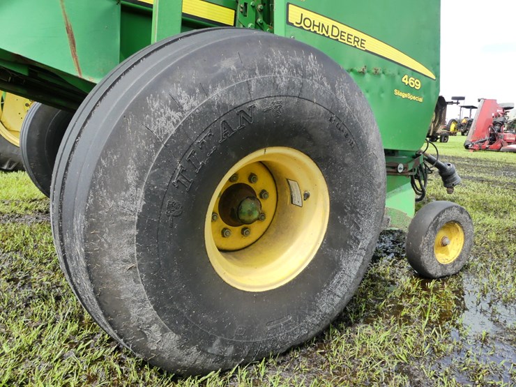 john-deere-469-image-5