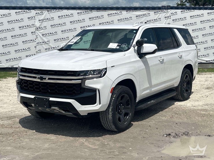 2023-chevrolet-tahoe-image-1