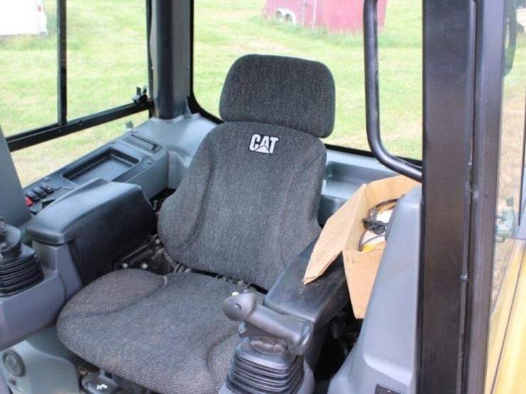caterpillar-d5k2-image-24