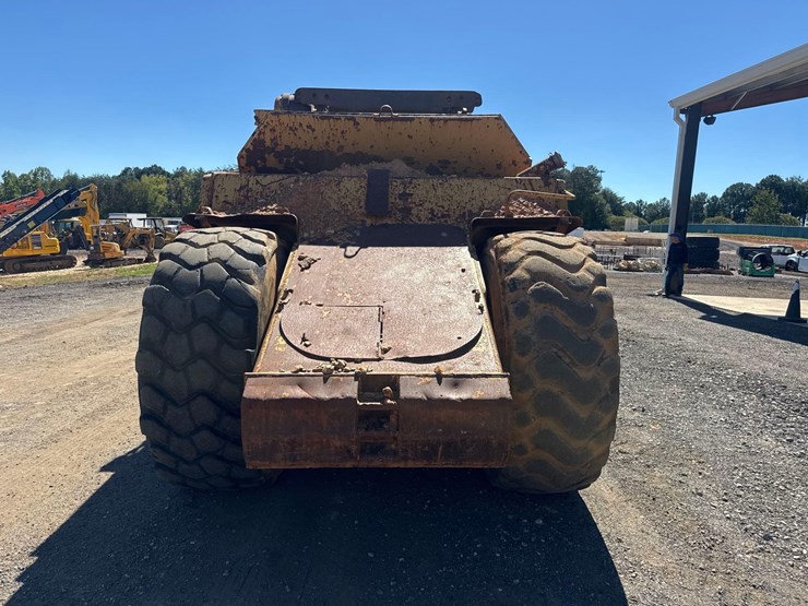 2000-caterpillar-613c-image-5