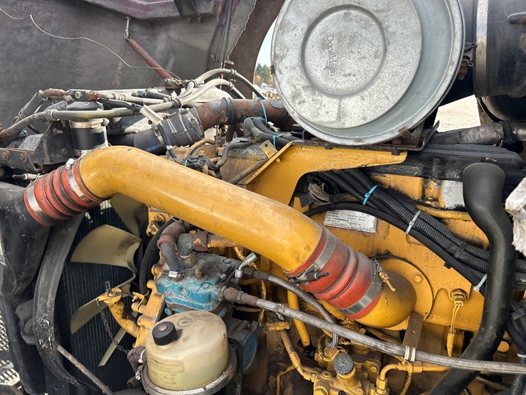 2006-caterpillar-c15-image-55