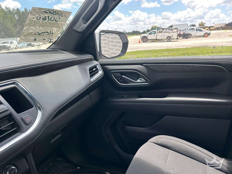 2022-chevrolet-tahoe-image-20