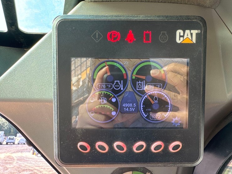 2016-caterpillar-299d2-image-20