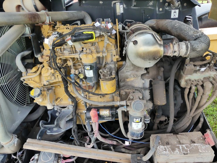 2014-caterpillar-tl943c-image-8