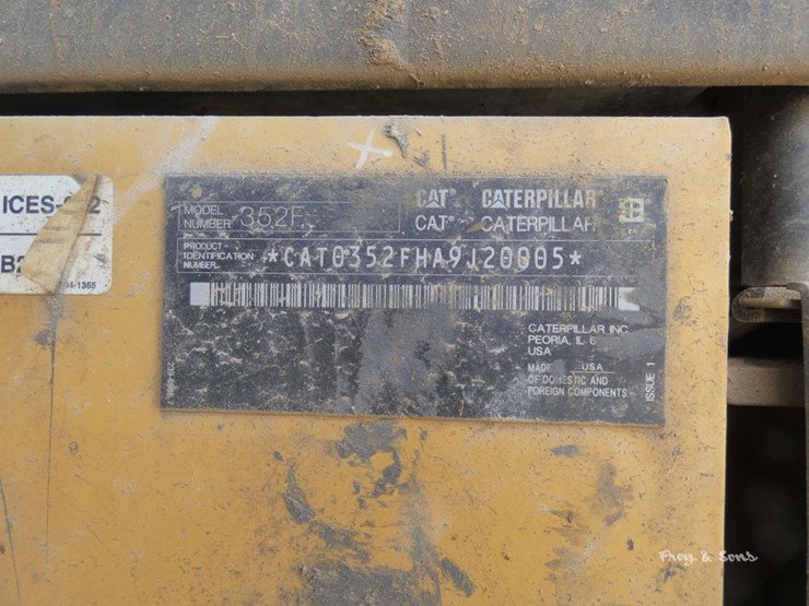 2018-caterpillar-352fl-image-2