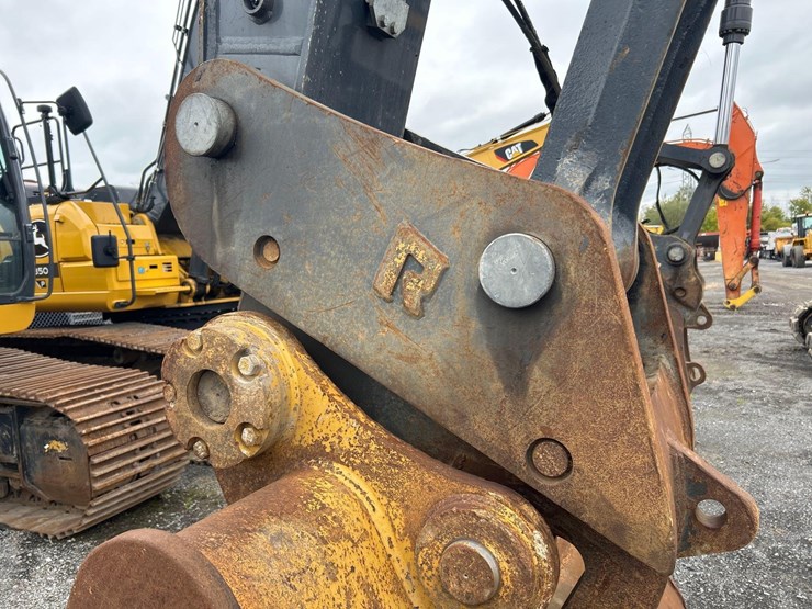 2024-john-deere-350-image-69