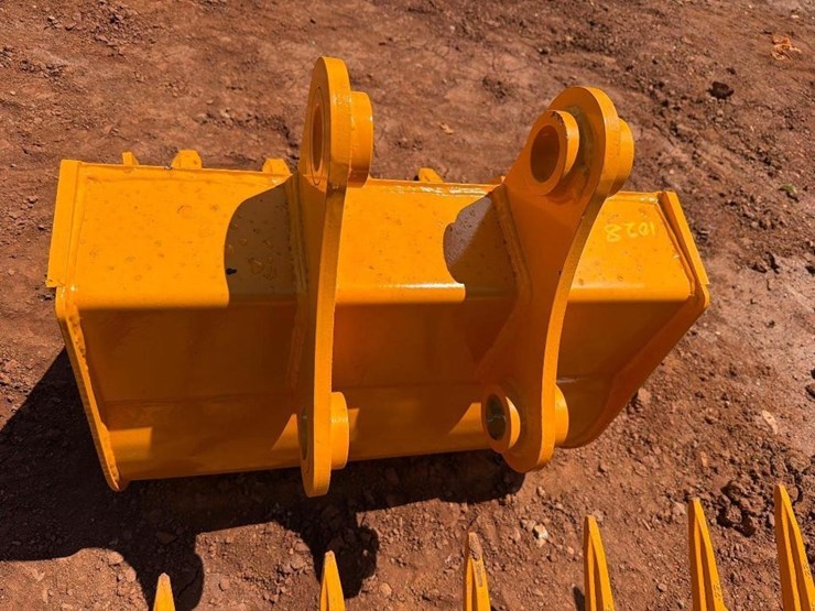 caterpillar-305-image-3