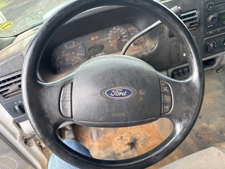 2006-ford-f350-xl-image-20