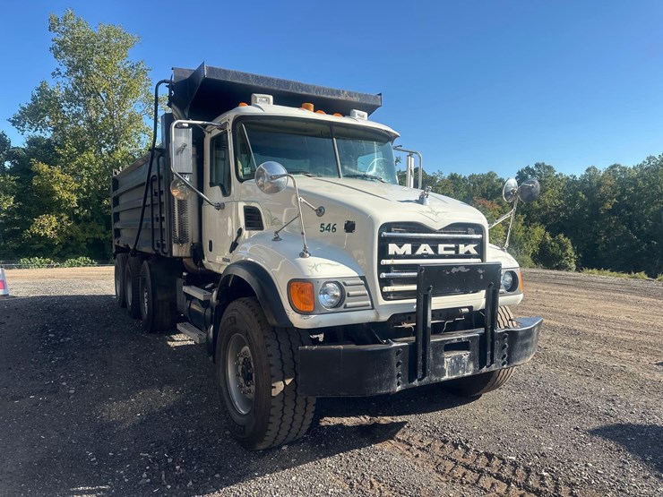 2006-mack-granite-cv713-image-10