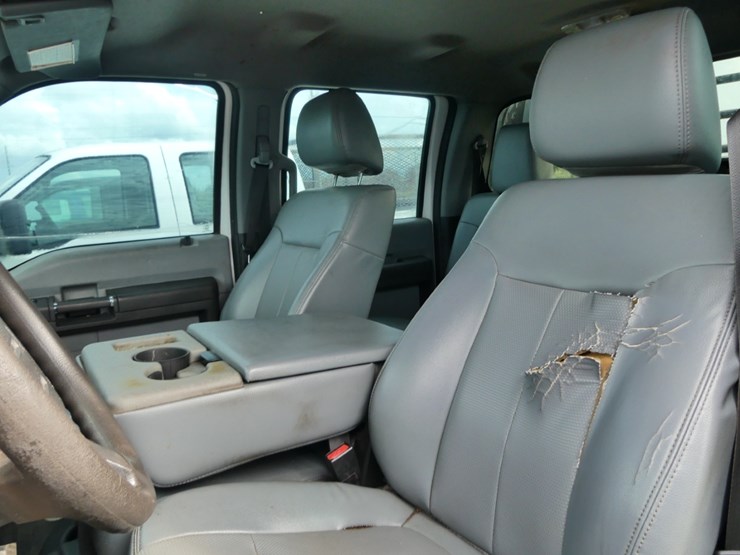 2016-ford-f250-xl-image-12