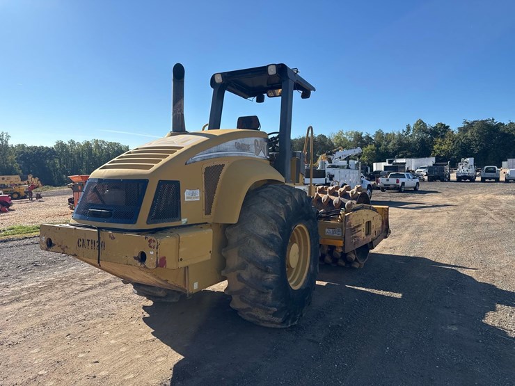 2006-caterpillar-cp-563e-image-6