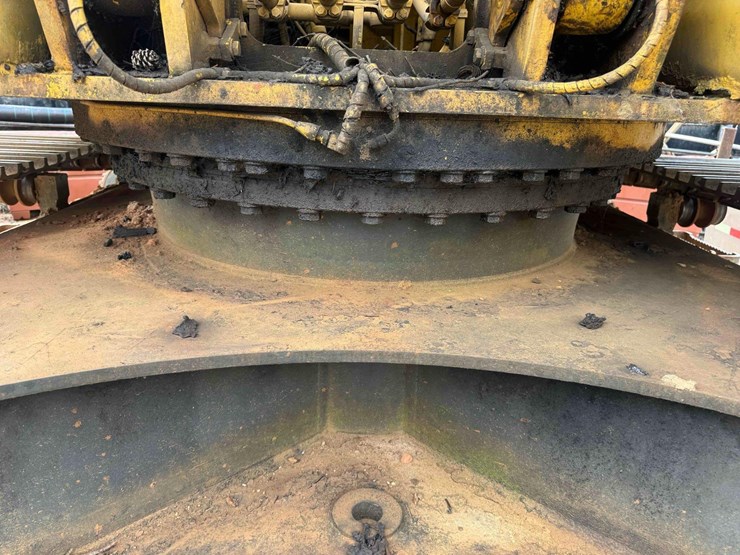 2015-komatsu-pc240-lc-10-image-26