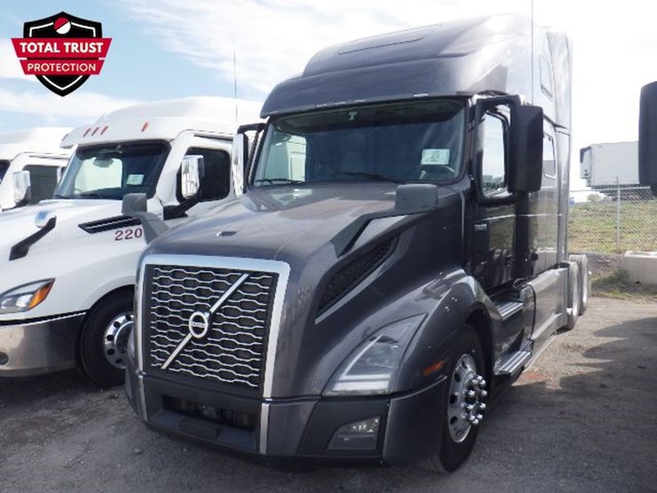 2024-volvo-vnl860-image-1