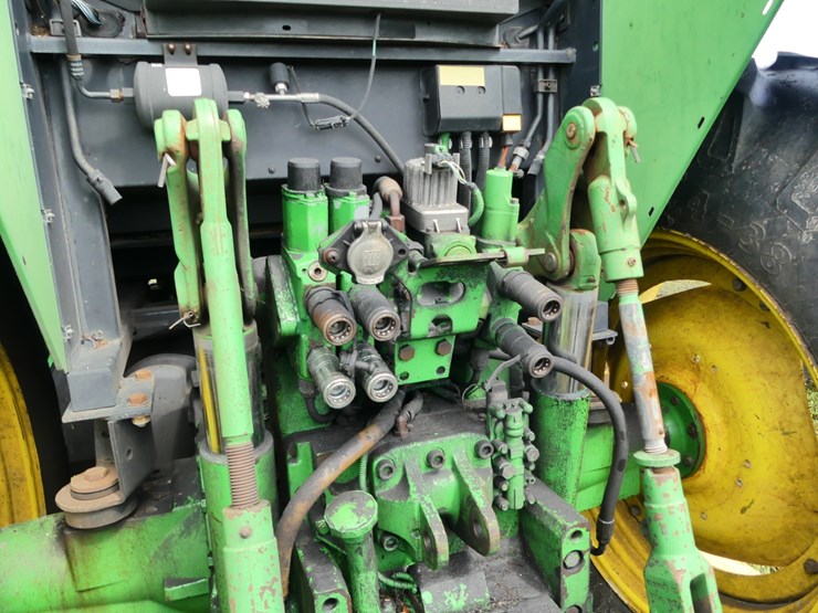 john-deere-6615-image-6