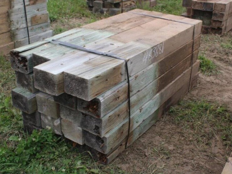 bundle-of-guardrail-posts-6''x8''x6'-long-image-1