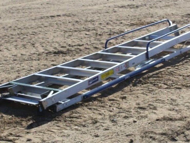 8'-platform-ladder-image-3